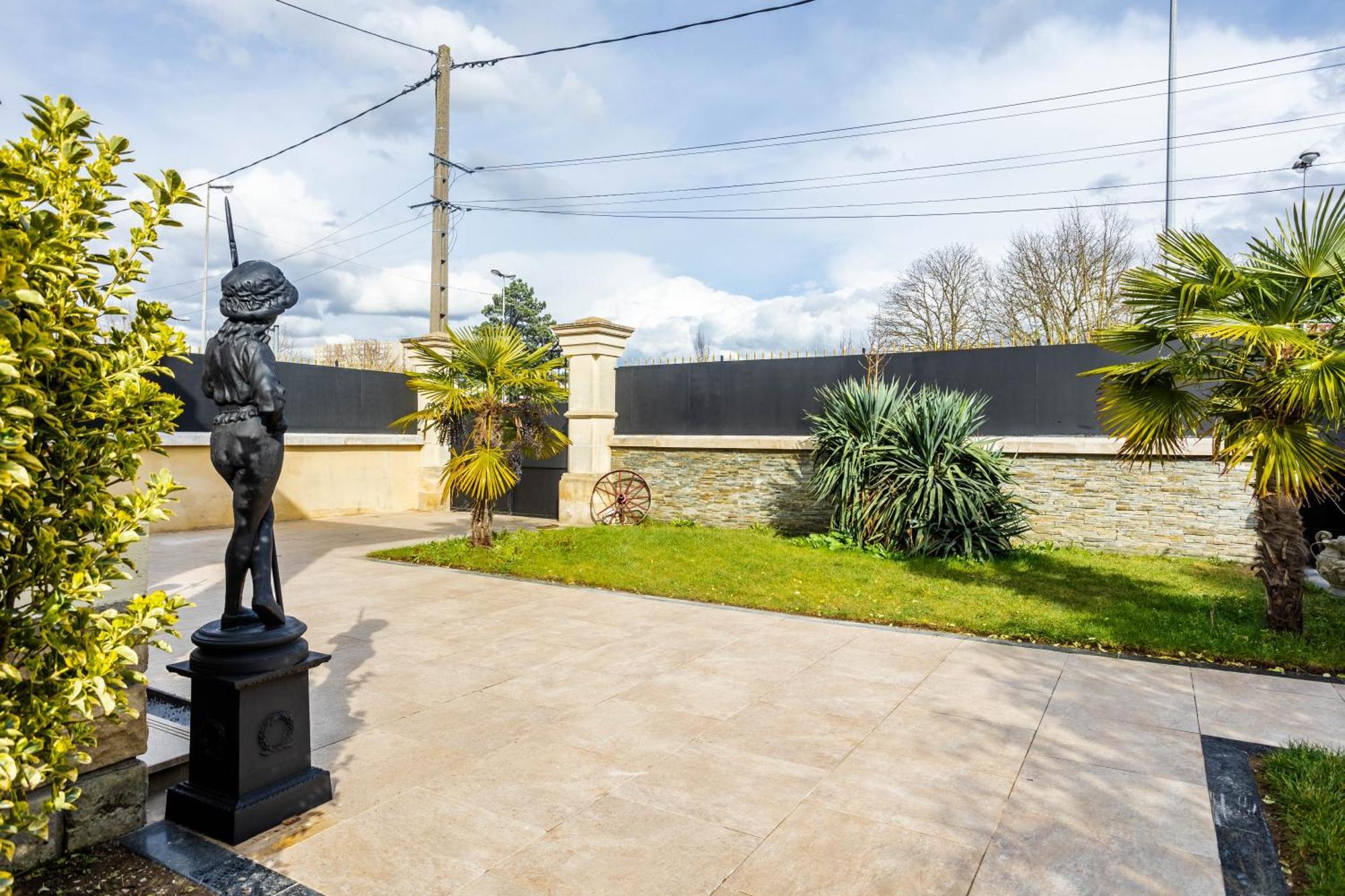 Studio Pittoresque Neuilly-sur-Marne Ngoại thất bức ảnh